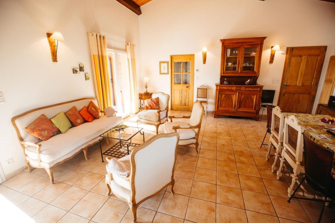 Les Villas De Perret Joyeuse Esterno foto