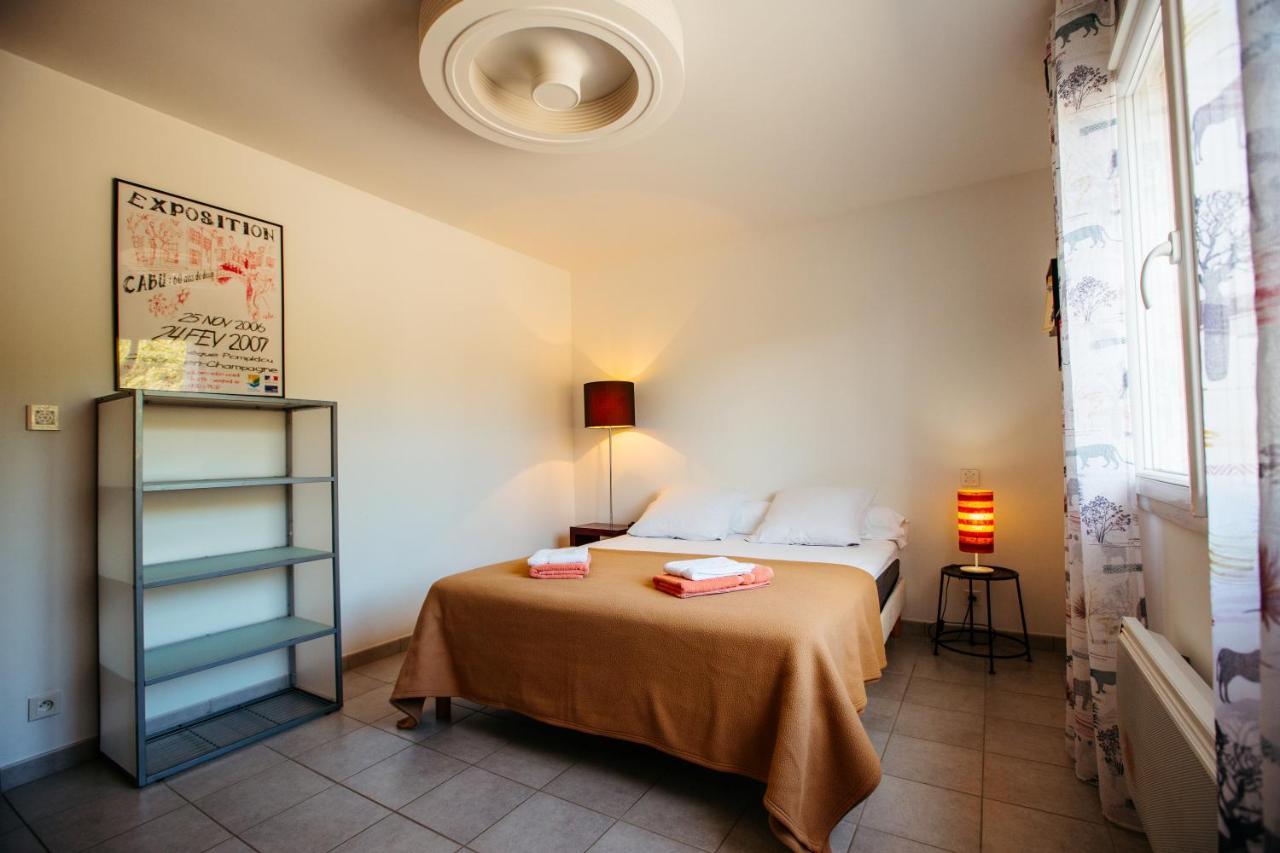 Les Villas De Perret Joyeuse Esterno foto