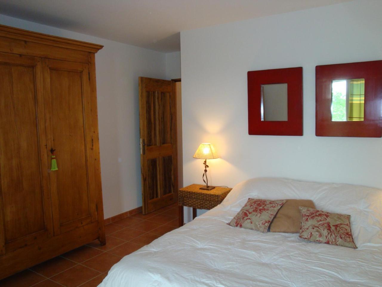 Les Villas De Perret Joyeuse Esterno foto