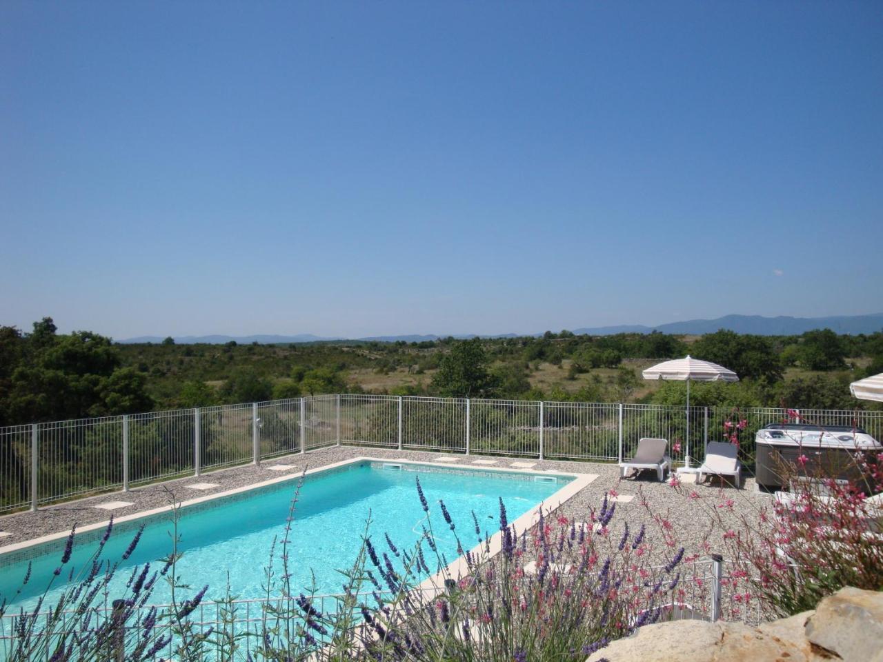 Les Villas De Perret Joyeuse Esterno foto