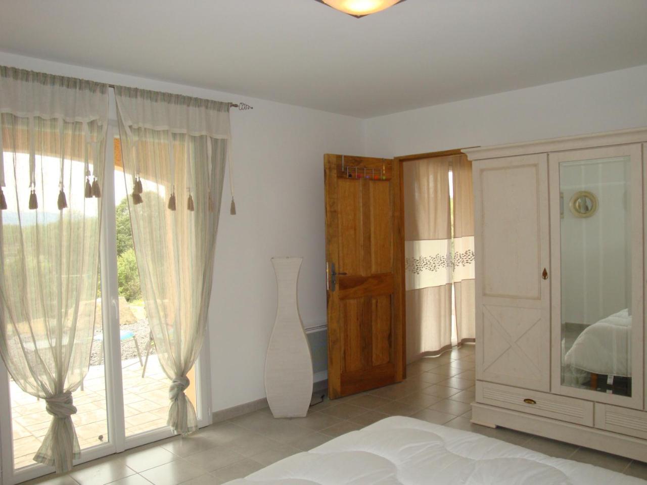 Les Villas De Perret Joyeuse Esterno foto